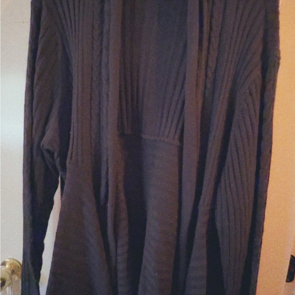 Gorgeous cable detail black open cardigan